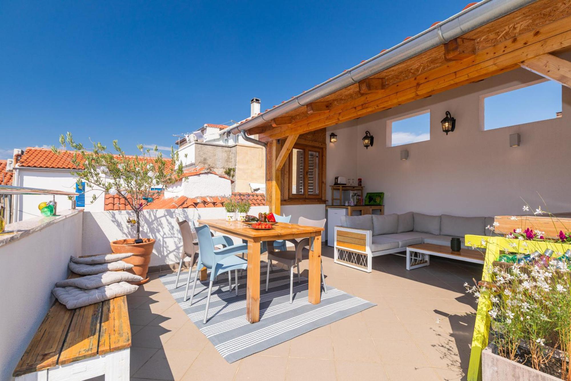 Yvonne Apartment Krk Town Exterior photo