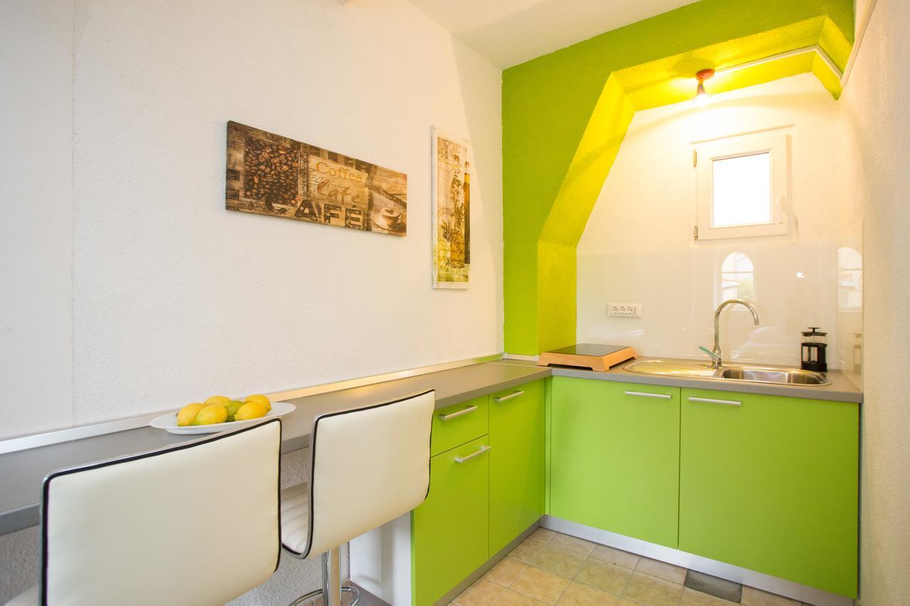 Yvonne Apartment Krk Town Exterior photo